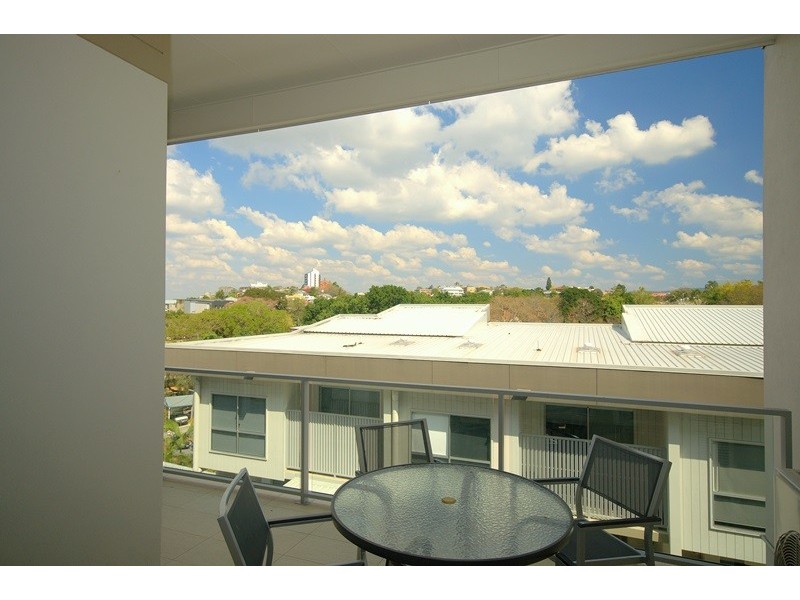 24/27 School Street., Kelvin Grove QLD 4059