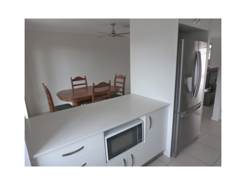 86 Carselgrove Ave, Fitzgibbon QLD 4018