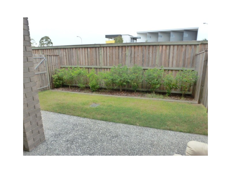 86 Carselgrove Ave, Fitzgibbon QLD 4018