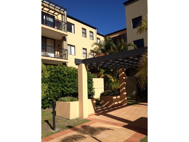 16/24 Slatyer Ave.,, Bundall QLD 4217