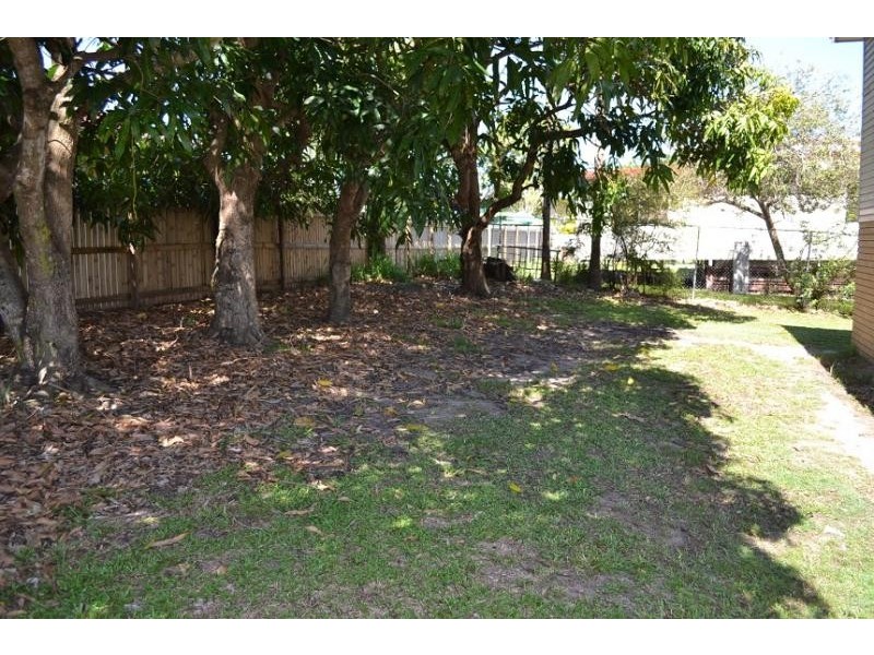 1 Wilde Street, Kingston QLD 4114