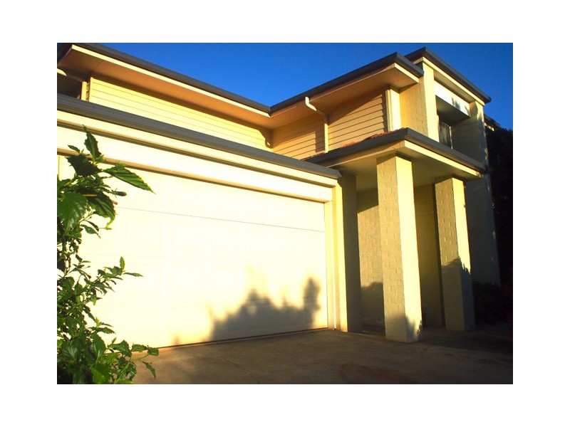 4 Shaw Place, Redland Bay QLD 4165