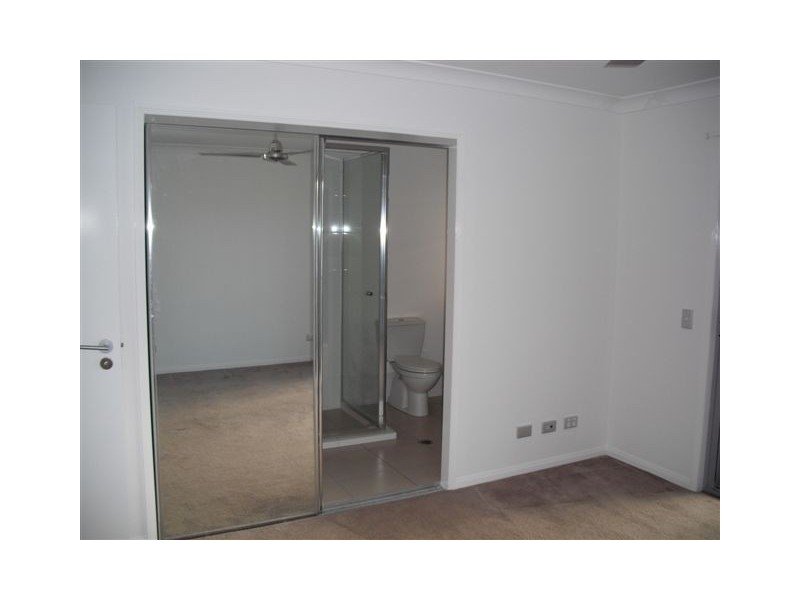 110 Tours Way, Burleigh Waters QLD 4220