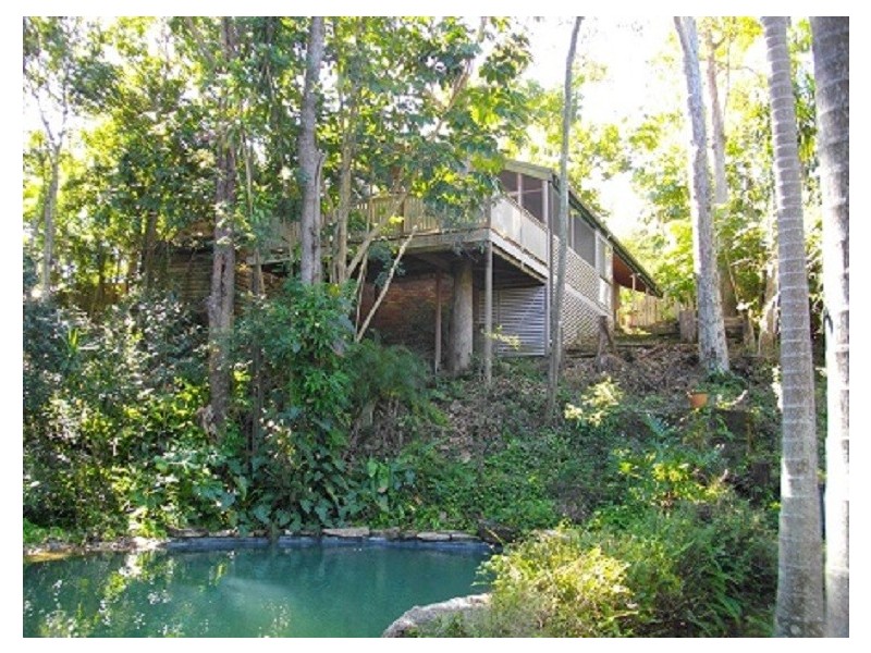 11 Dulhunty Street, Chapel Hill QLD 4069