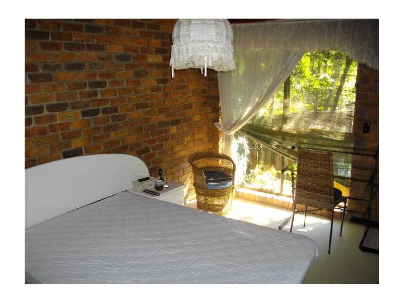 11 Dulhunty Street, Chapel Hill QLD 4069