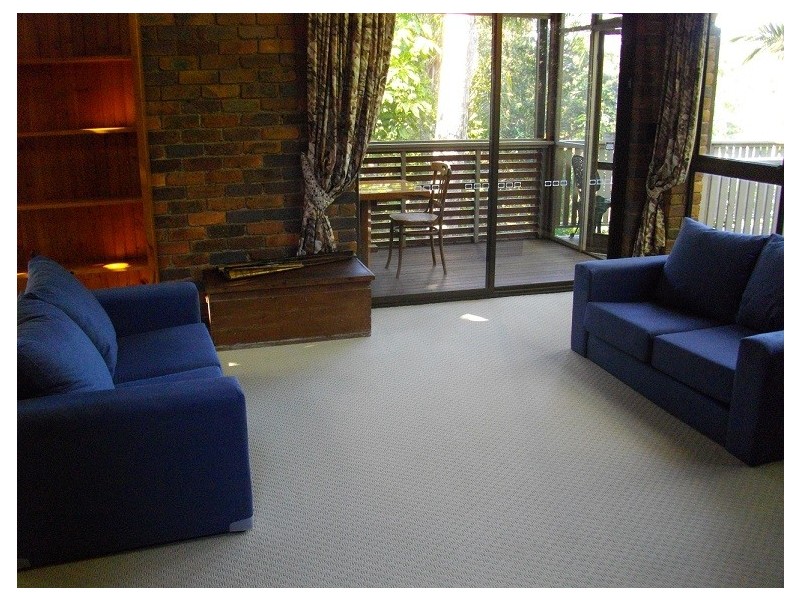 11 Dulhunty Street, Chapel Hill QLD 4069