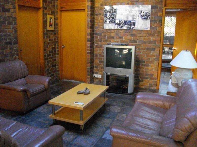 11 Dulhunty Street, Chapel Hill QLD 4069