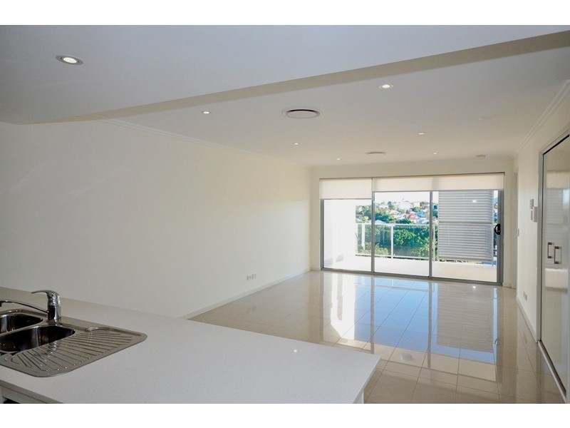 L6/137/23 Robinson Place, Kelvin Grove QLD 4059