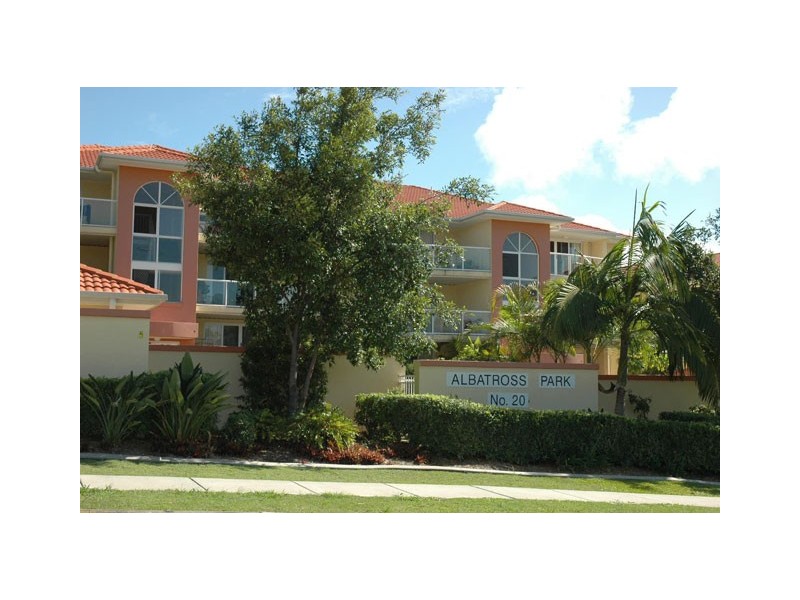 9/20 Sykes Court, Southport QLD 4215