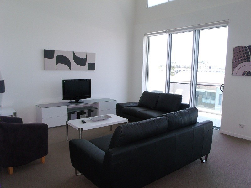 226 Varsity Parade, Varsity Lakes QLD 4227