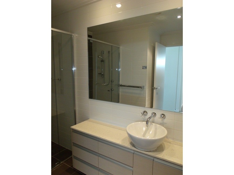 226 Varsity Parade, Varsity Lakes QLD 4227