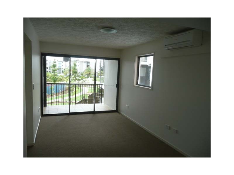 25/10 Grand Parade, Kawana Island QLD 4575