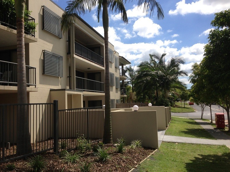 4/4 Omeo street, Macgregor QLD 4109