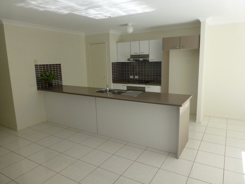 30 Carmarthen Circuit, Pacific Pines QLD 4211