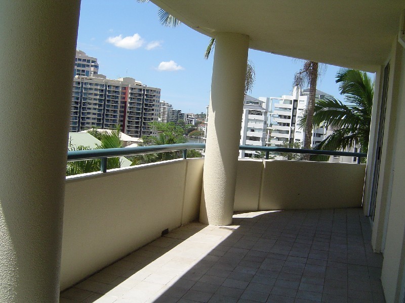 57 Lambert Street, Kangaroo Point QLD 4169