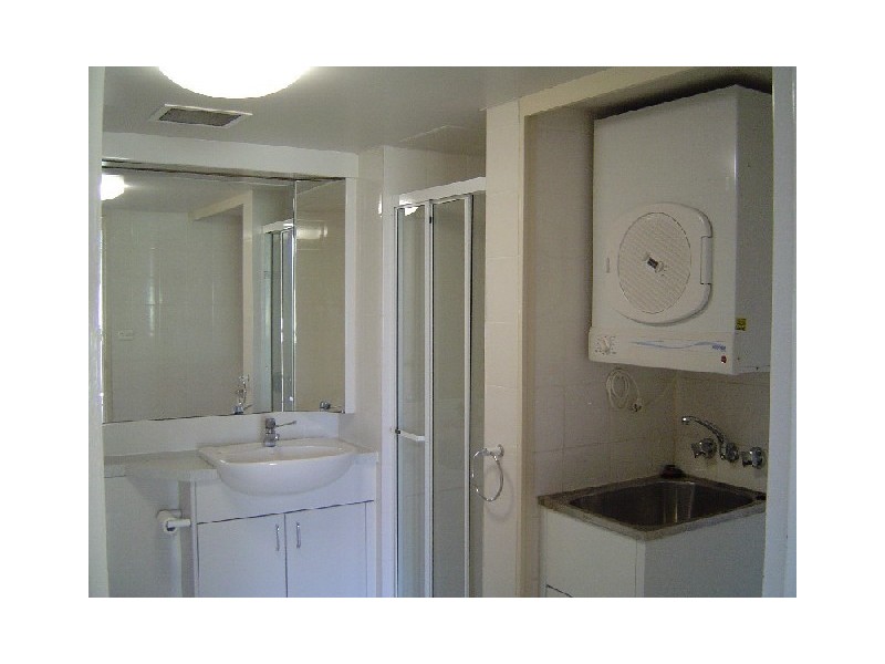 57 Lambert Street, Kangaroo Point QLD 4169