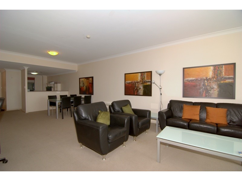 35 Ferry Street, Kangaroo Point QLD 4169