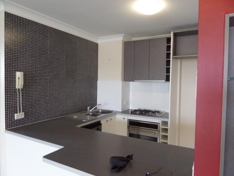 56/15 Kitchener Street., Coorparoo QLD 4151