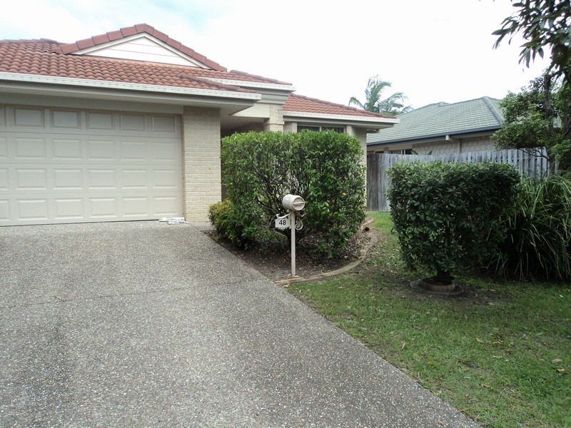 48 Yodelay Street, Varsity Lakes QLD 4227
