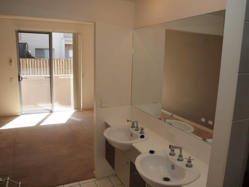 48/19 Carina Peak Drive, Varsity Lakes QLD 4227