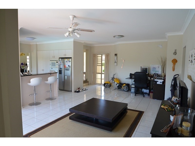 Carrara QLD 4211