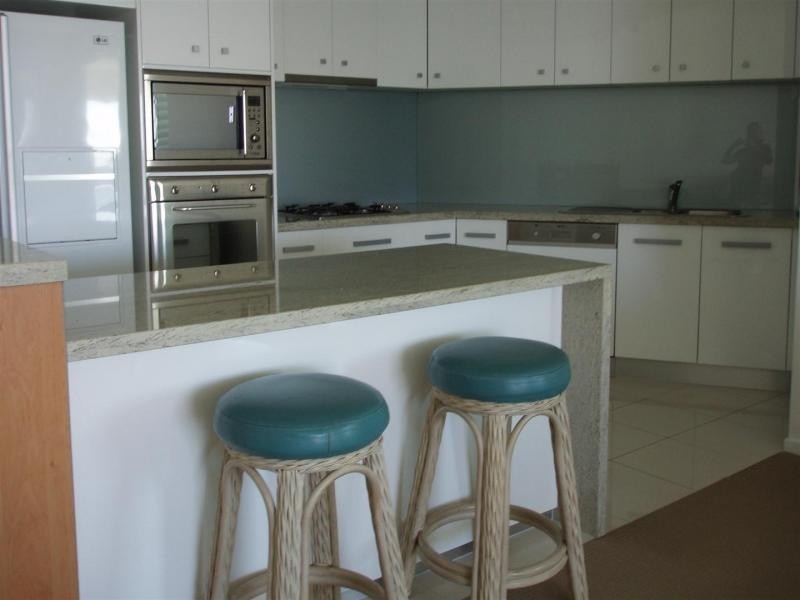 300 Marine Parade, Labrador QLD 4215