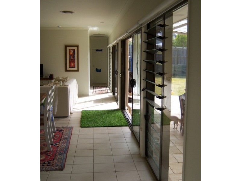 41 MOSSVALE DRIVE, Wakerley QLD 4154