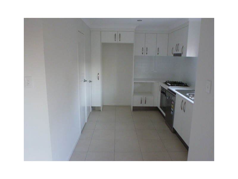 86 Carselgrove Ave, Fitzgibbon QLD 4018