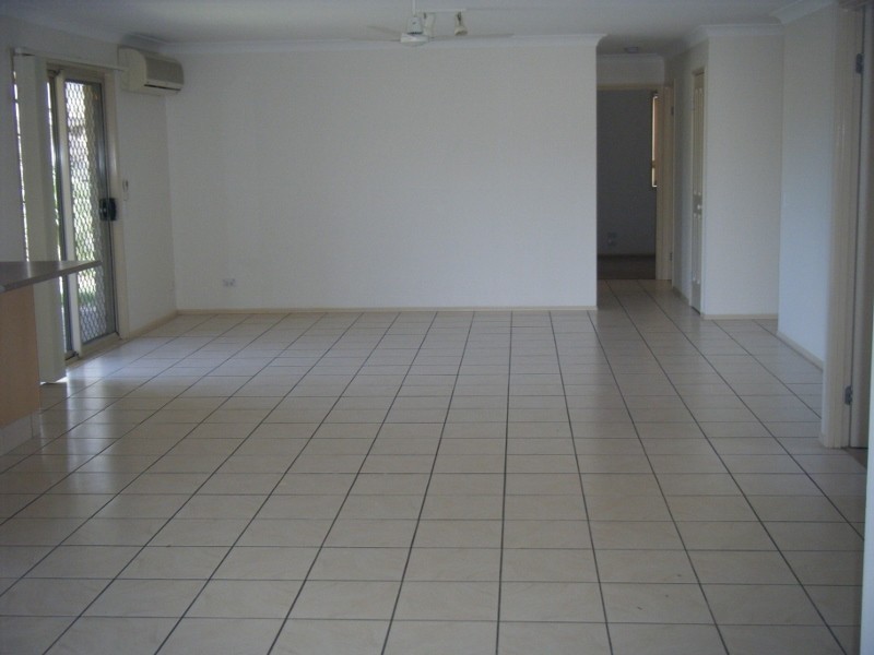Pacific Pines QLD 4211