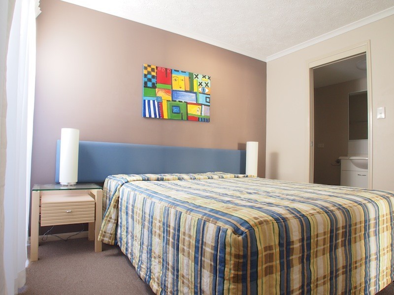 15/4 Omeo Street, Macgregor QLD 4109