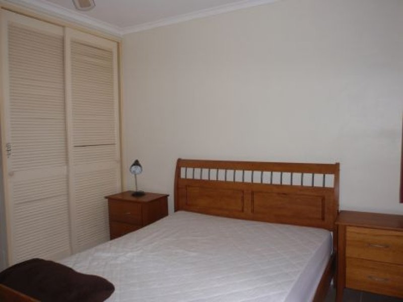 2/4-10 Clifford St (cnr Northcliffe), Surfers Paradise QLD 4217