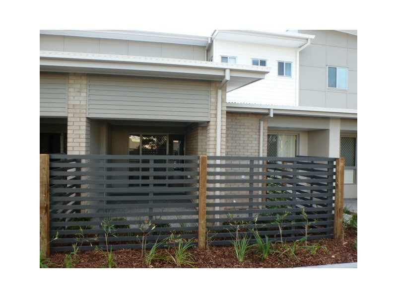 86 Carselgrove Ave, Fitzgibbon QLD 4018