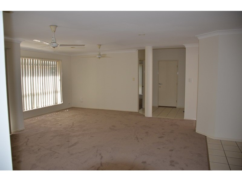 48 Yodelay Street, Varsity Lakes QLD 4227