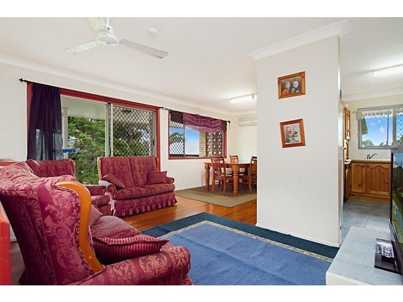 38 Roderick Street, Dayboro QLD 4521