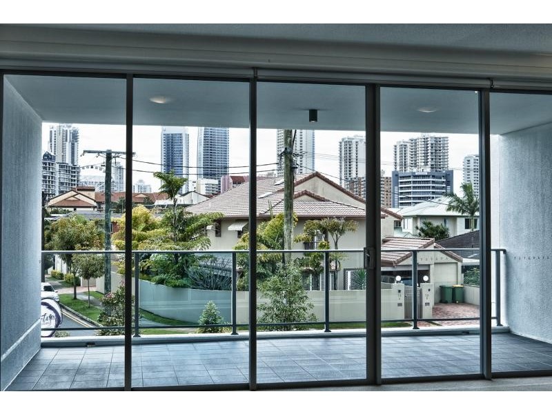 104/30 Paradise Island, Surfers Paradise QLD 4217