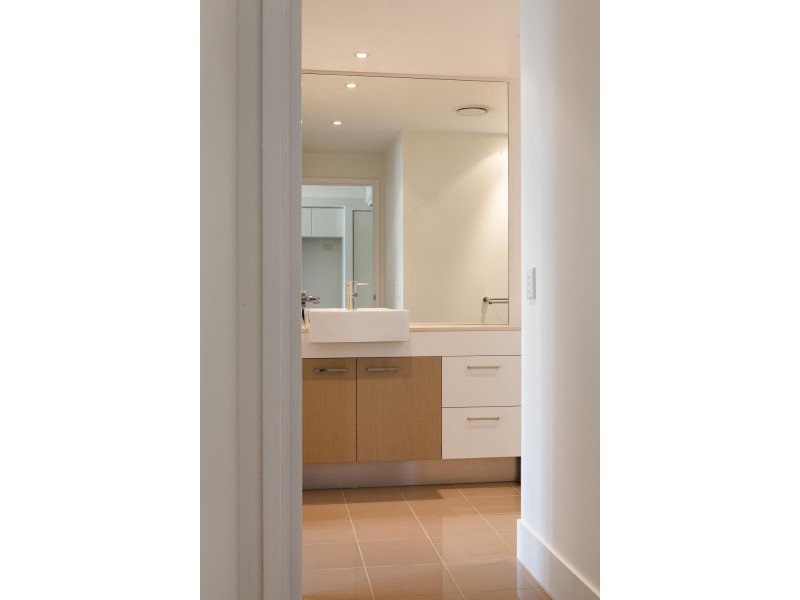 104/30 Paradise Island, Surfers Paradise QLD 4217