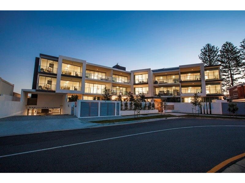 207/30 Paradise Island, Surfers Paradise QLD 4217