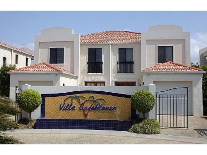 8846/8846 Magnolia Drive East, Hope Island QLD 4212