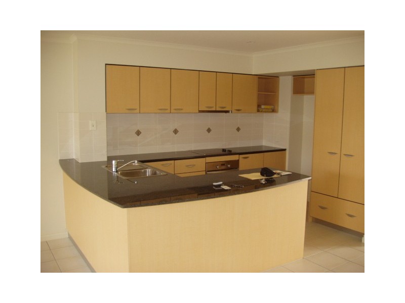 8846/8846 Magnolia Drive East, Hope Island QLD 4212