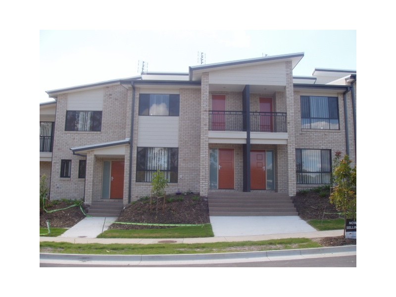 2/20 Jimmy Road, Coomera QLD 4209