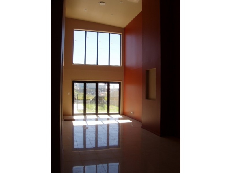 51 Coomera Court, Helensvale QLD 4212