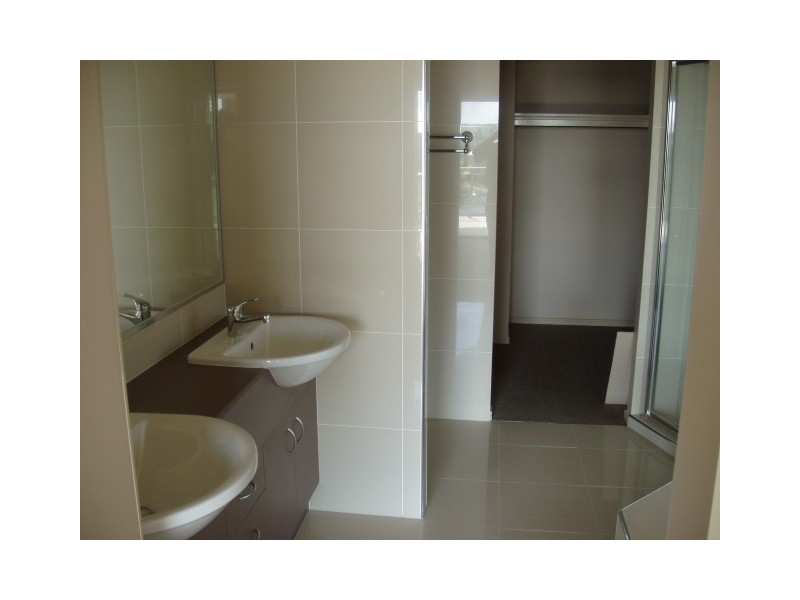 51 Coomera Court, Helensvale QLD 4212