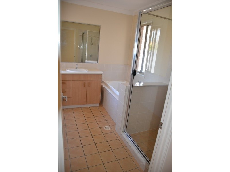 25 Babu Street, Varsity Lakes QLD 4227