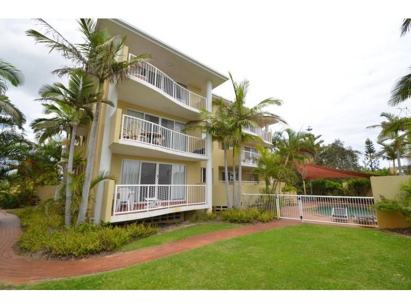 Palm Beach QLD 4221
