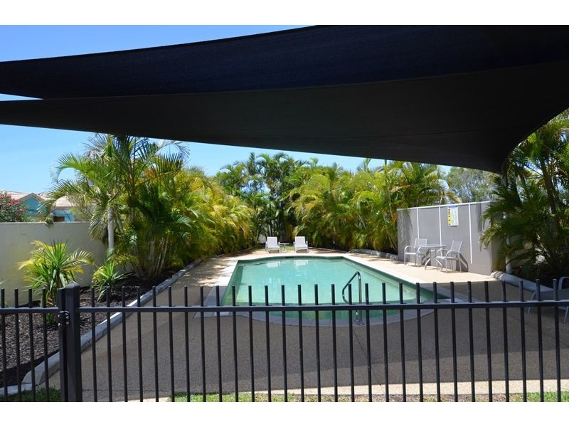 18/323 Christine Avenue, Varsity Lakes QLD 4227