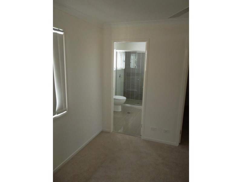 29/2 Photinia Cres, Mountain Creek QLD 4557