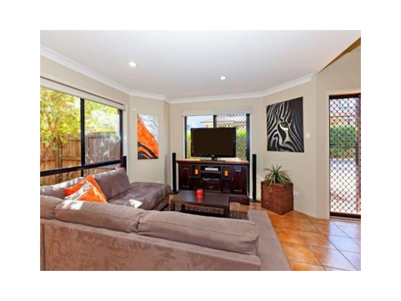 1158 Cavendish Rd, Mount Gravatt East QLD 4122