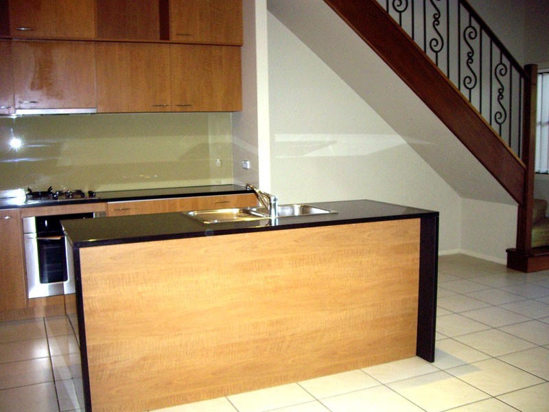 2/7 Elliott St, Surfers Paradise QLD 4217