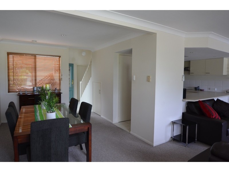 6 Crestridge Crescent, Oxenford QLD 4210