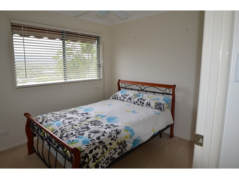 6 Crestridge Crescent, Oxenford QLD 4210